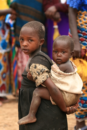 DR CONGO - NOV 2ND : Refugees cross from DR Congo into Uganda at